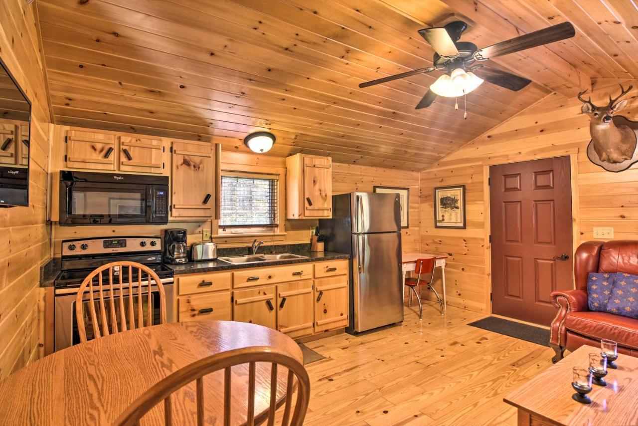 Pet-Friendly Cabin With Fire Pit And River Access! Parsons Zewnętrze zdjęcie