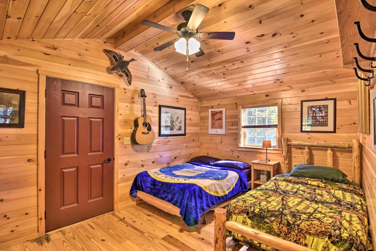 Pet-Friendly Cabin With Fire Pit And River Access! Parsons Zewnętrze zdjęcie